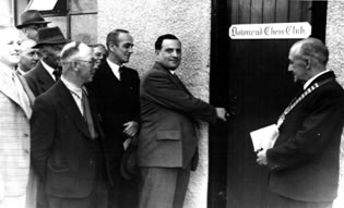 Downend Club opened by Ron Slade